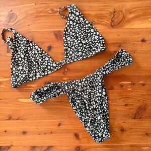 Stone Fox Swim Deep Forest Daisy